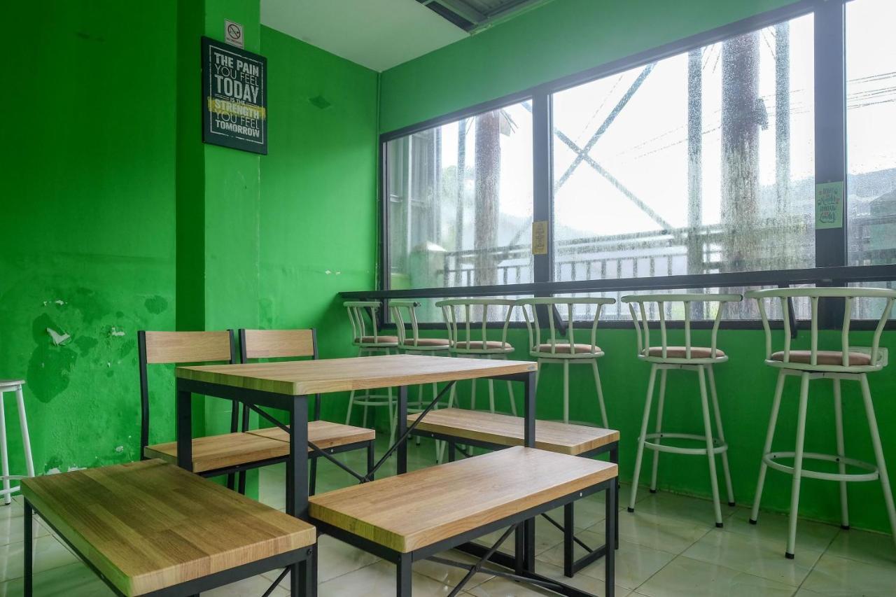 Reddoorz Near Politeknik Manado Hotell Eksteriør bilde